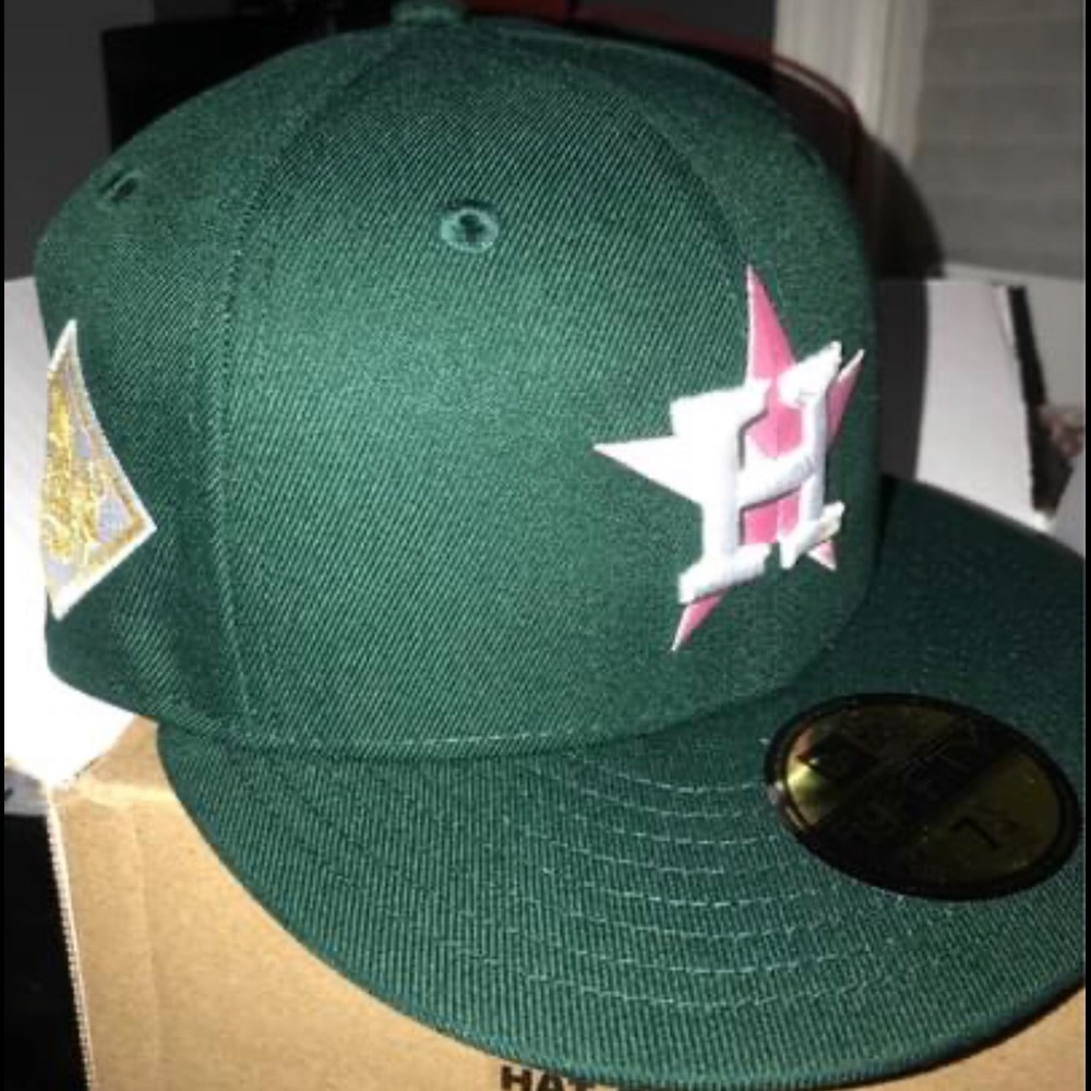 Limited Edition Houston Astro’s Fitted ( Green & Pink )